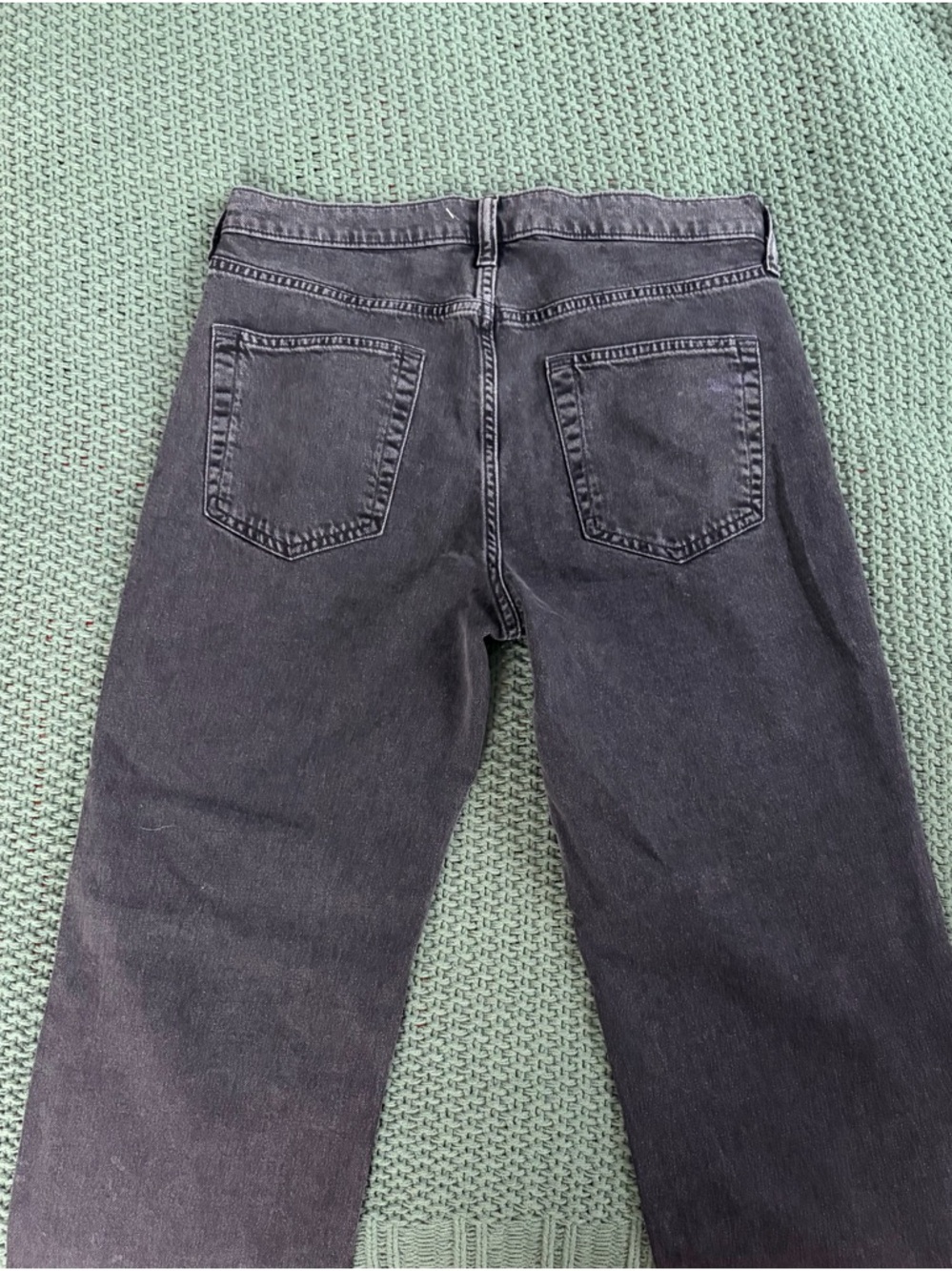 GAP Women’s 90s Loose Mid-Rise Black Jeans - Picture 2 of 4